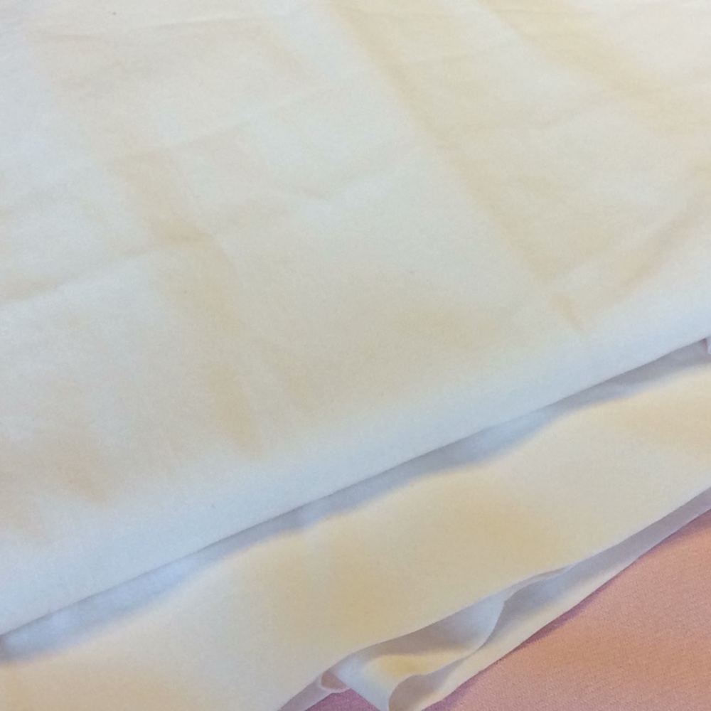 FINAL SALE PRICE Vintage White Full/Queen Flat Sheet